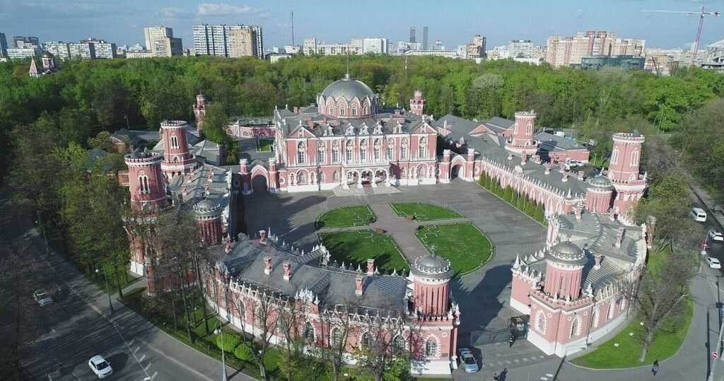 Комплекс расположится в. Комплекс расположится в