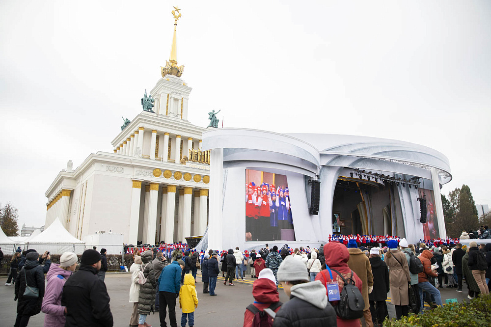 Павильон R. Главная сцена