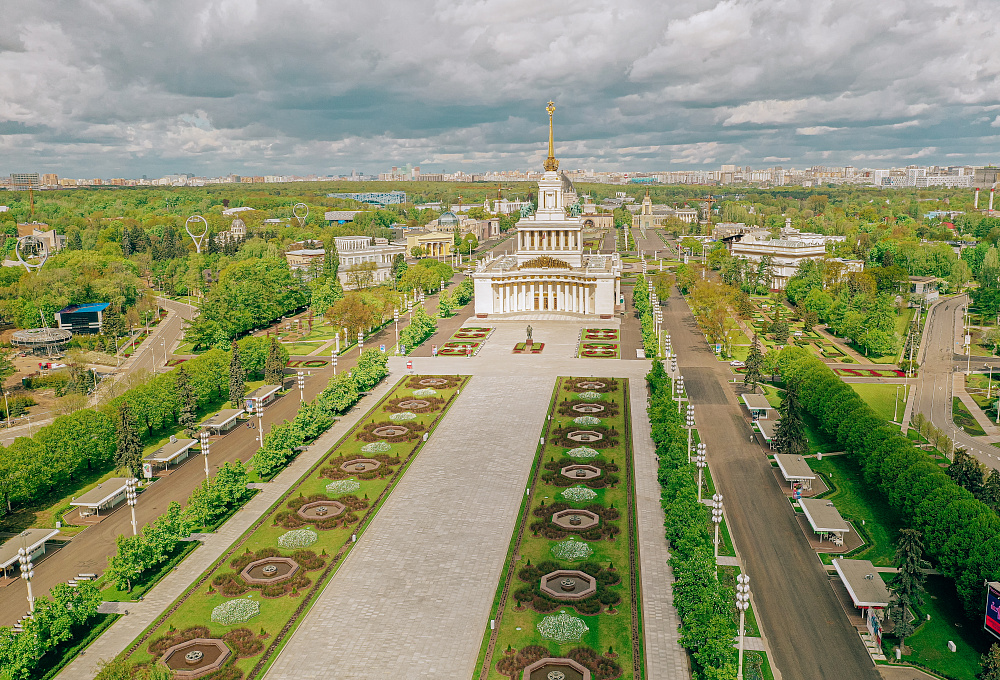 Центральная аллея ВДНХ